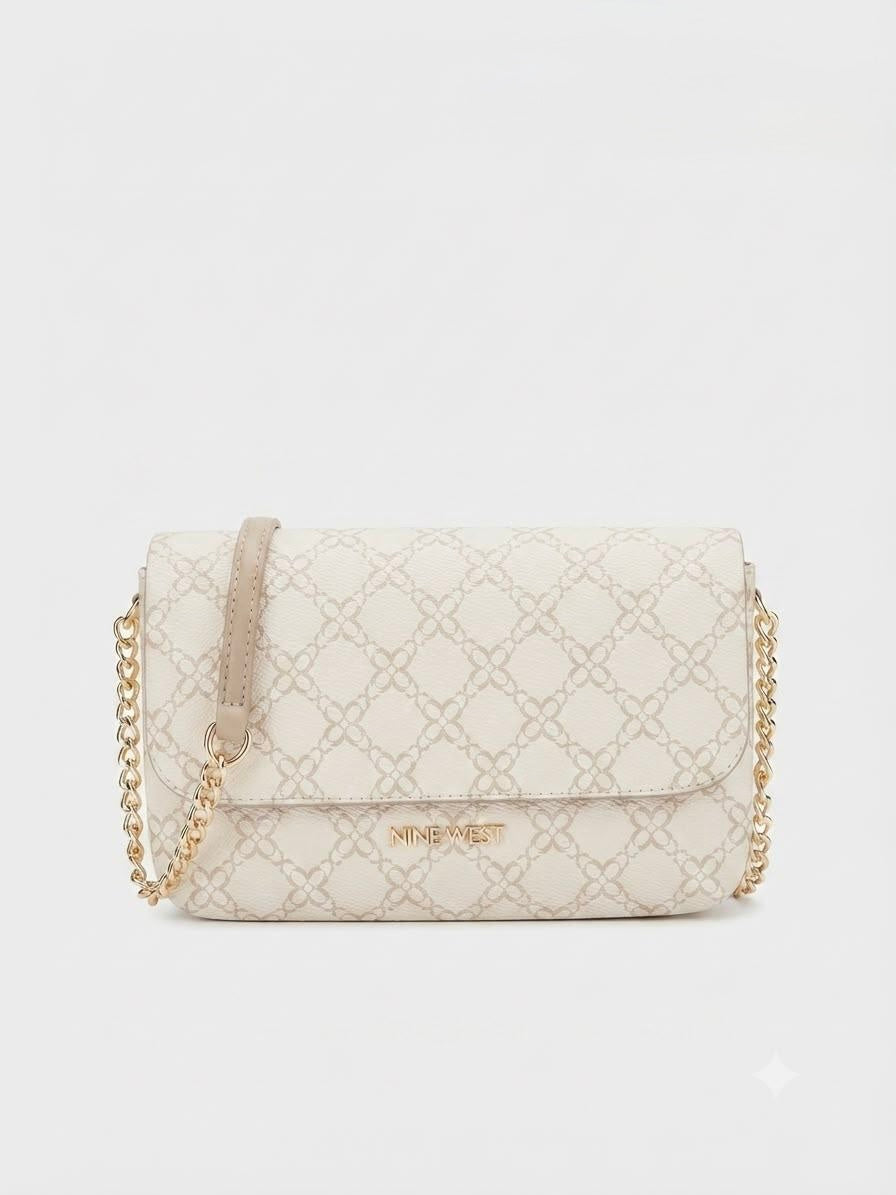 Bolsa Crossbody Nine West Monograma Crema con Cadena
