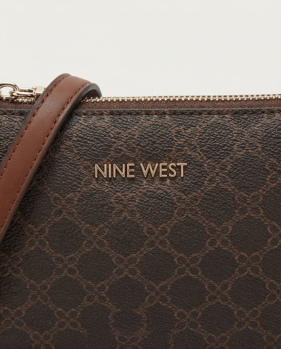 Bolsa Crossbody Nine West Monograma Café